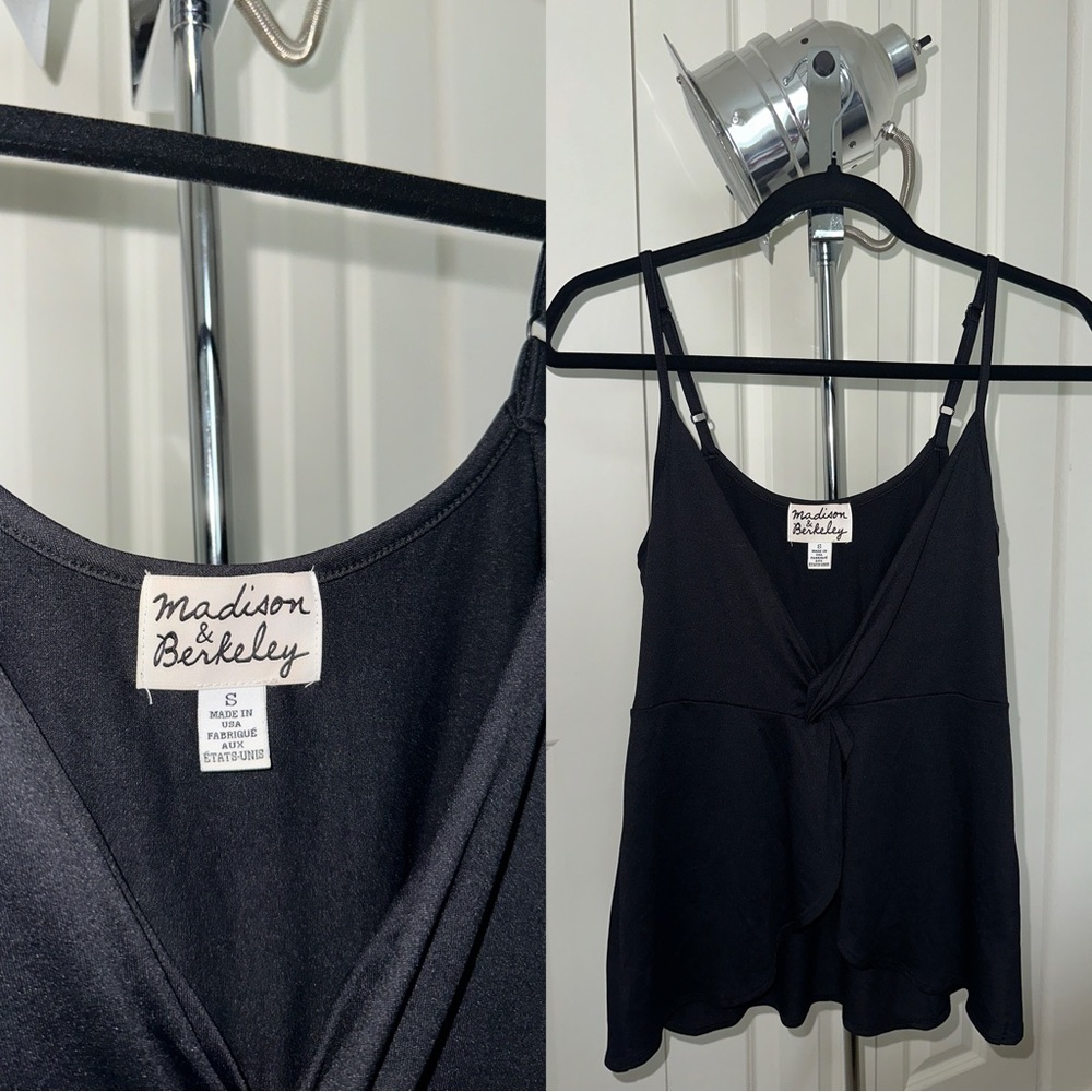Madison & Berkeley (made in USA) Twist Front Cami Tank Top in Back size Small